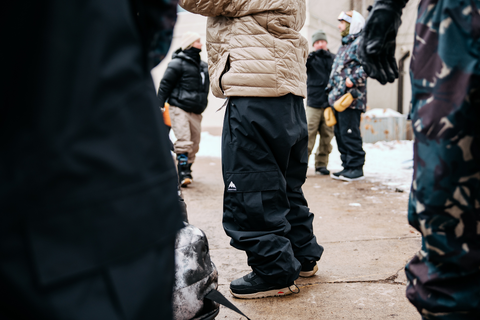 Snowboard Bibs vs Pants: Which One Wins on East Coast Snow