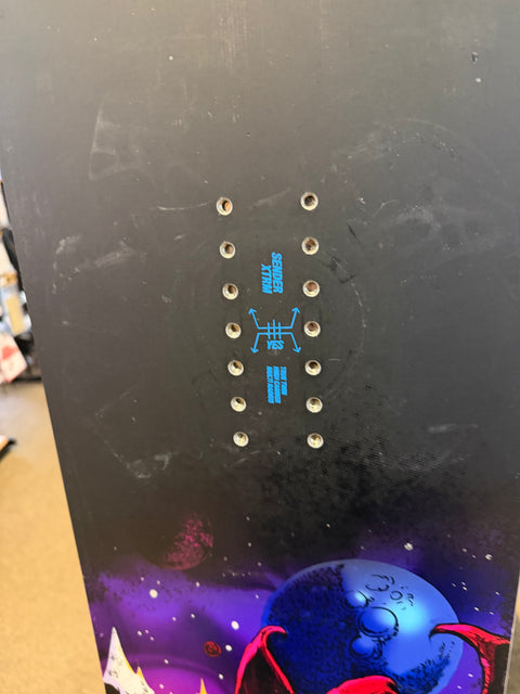 DEMO YES. Sender XTRM Snowboard Early Release 2026