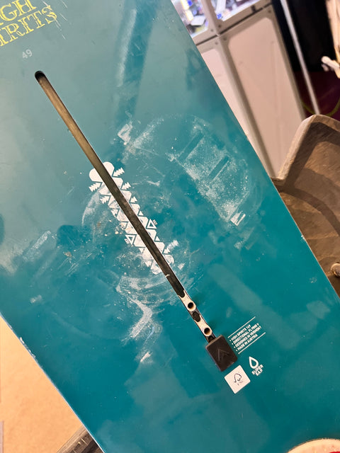 DEMO Burton Family Tree High Spirits Snowboard 2017