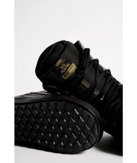 Vans Men's Super Standard Snowboard Boots 2027