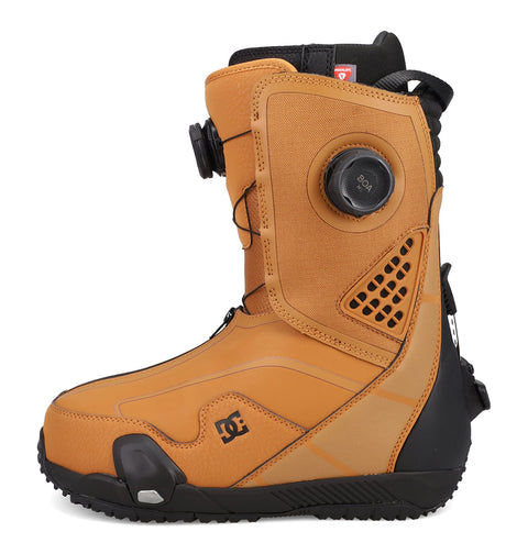 DC Men's Quantum Step On snowboard boot with dual BOA closure system, side view